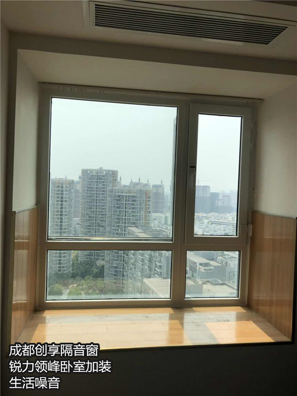 銳力領(lǐng)峰.jpg